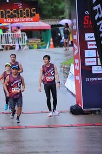 BIB: 02005, 5611, 1191
                            <button type="button" onclick="openModal(5742755)" class="btn btn-primary btn-sm float-right btn-popup" data-toggle="modal" data-target=".modal-high-quality">
                        <i class="fas fa-shopping-cart"></i> Add to Cart
                    </button>
                                            <button type="button" onclick="isThisMe(5742755, true)" class="btn btn-success btn-sm float-right btn-popup btn-isme hidden" data-toggle="tooltip" data-placement="bottom" title="นี่คือรูปของคุณใช่ไหม คลิกที่นี่เพื่อเอาเข้าอัลบั้ม">
                        <i class="fas fa-plus"></i> Add to album
                    </button>
                    <button type="button" onclick="isThisMe(5742755, false)" class="btn btn-warning btn-sm float-right btn-popup btn-isnotme hidden">
                        <i class="fas fa-ban"></i> Remove from album
                    </button>